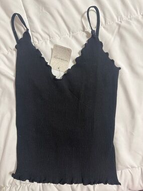 Ribbed Scallop-Edge Black Cami Tank -